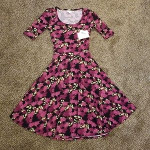 LulaRoe Nicole dress XS NWT